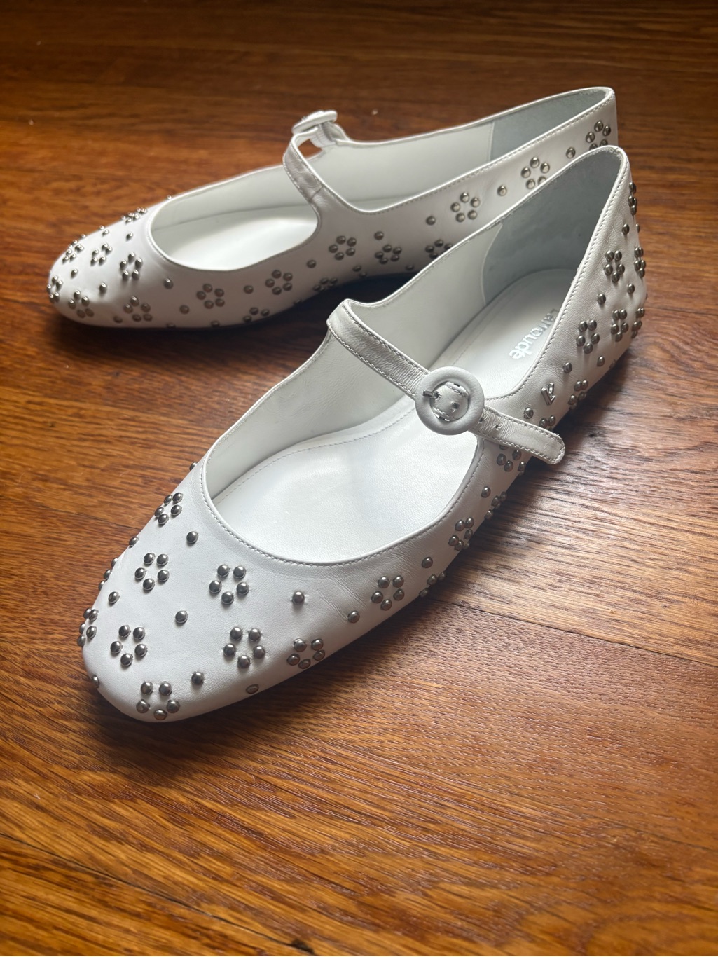 Larroude Nwot Blair White Studded Mary Janes Size 9